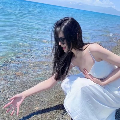 历险小恐龙8海报